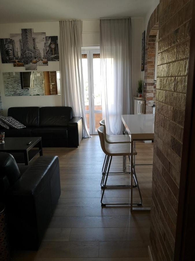 Queen East Verona Apartments Eksteriør billede