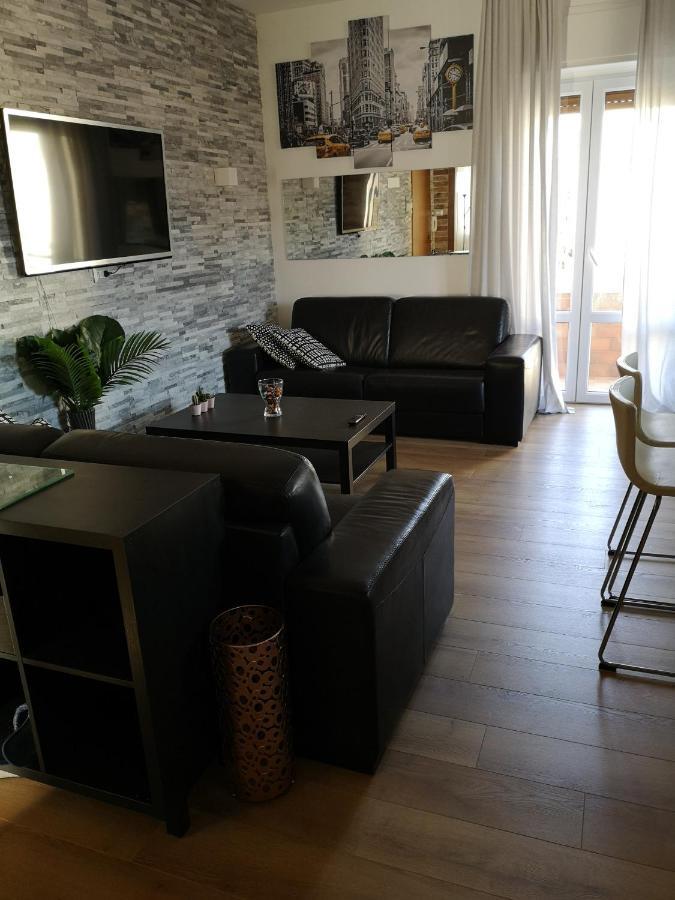 Queen East Verona Apartments Eksteriør billede